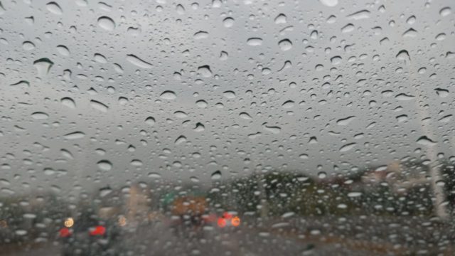 Frente fria se aproxima de SC, derruba temperaturas e causa temporais; confira previsão do tempo