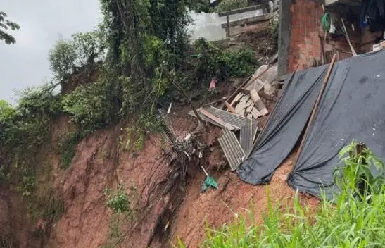 irmãs morrem soterradas em Camboriú