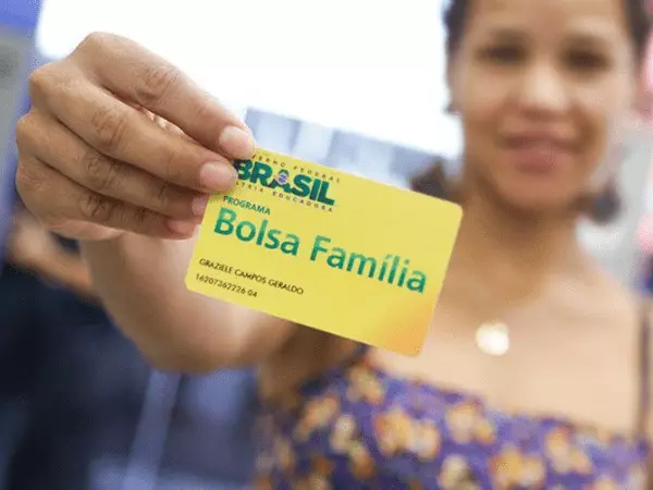 O pagamento continua de forma escalonada até o dia 31 | Foto: Rafael Lampert Zart / Agência Brasil
