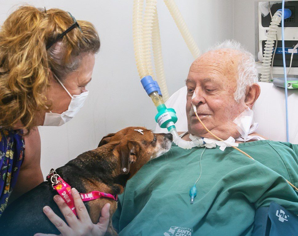 Opa e Uni são melhores amigos inseparáveis | Foto: divulgação/ Hospital Santa Catarina 