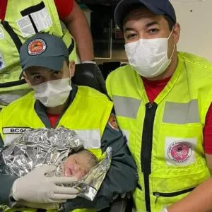 Bombeiros realizam parto de emergência e bebê nasce dentro do quarto da mãe em Chapecó