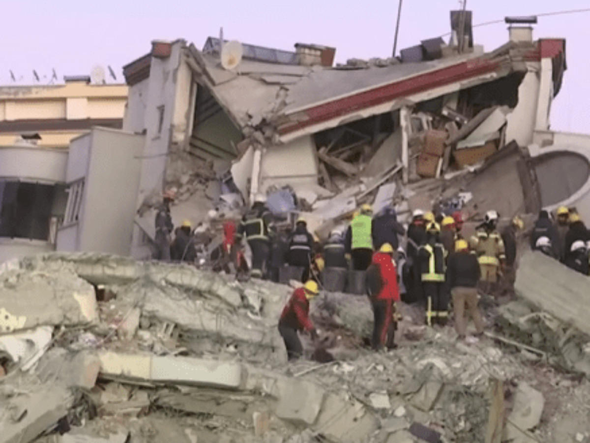 Vídeos não mostram estrago causado por terremoto na Turquia