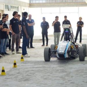 Equipe da UFSC é formada por mais de 80 estudantes e pesquisadores das áreas de engenharia e computação | Divulgação/UFSC

