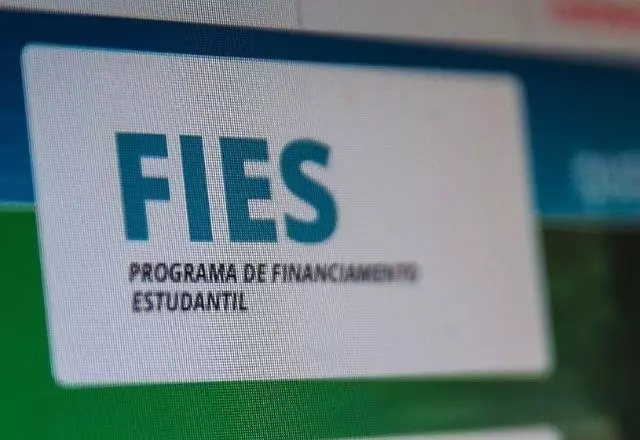 Fies é um programa que financia parte das mensalidades do estudante em universidades privadas | Agência Brasil/ Reprodução 