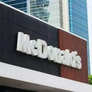 Moradora do McDonald's foi proibida de voltar ao restaurante. Foto: Unsplash, via SBT News