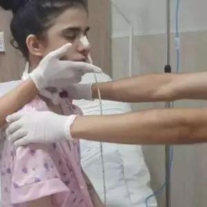 Segundo a publicação, Thais realiza fisioterapia quatro vezes ao dia na Santa Casa de Anápolis, em Goiás | Reprodução/ Instagram

