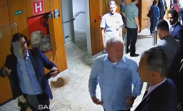 Vídeos mostram reação de Lula ao ver estragos no 8/1 | Foto: Reprodução
