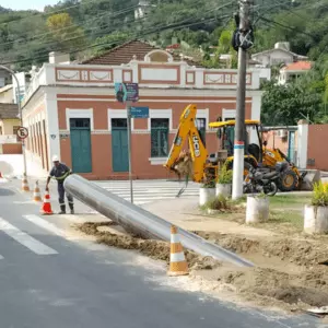  Instalação da tubulação em PEAD. Foto: Casan, Divulgação