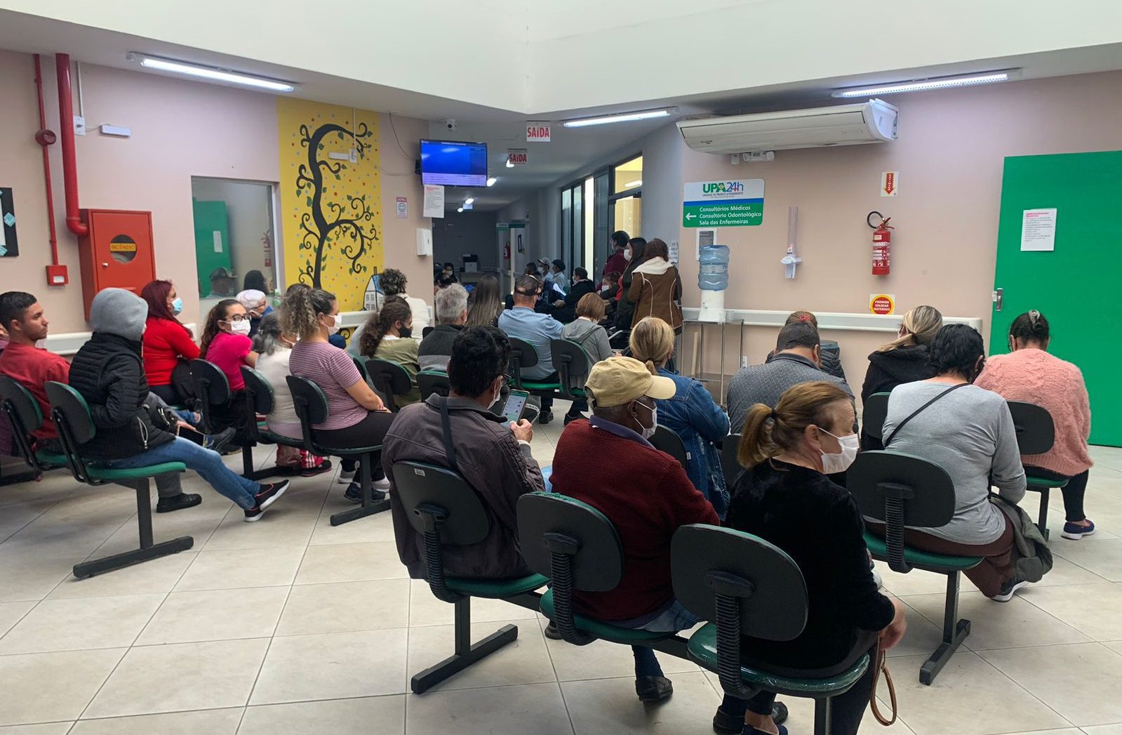 Pacientes reclamam de mais de sete horas de demora na UPA | Foto: Nadine Amaral/Rádio Clube de Lages