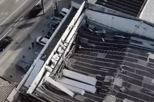 Telhado de farmácia desaba em Florianópolis