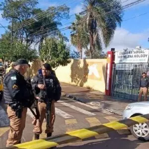 Agentes da Polícia Militar, do Corpo de Bombeiros e do Samu estão no local | Silvano Brito, via SBT News

