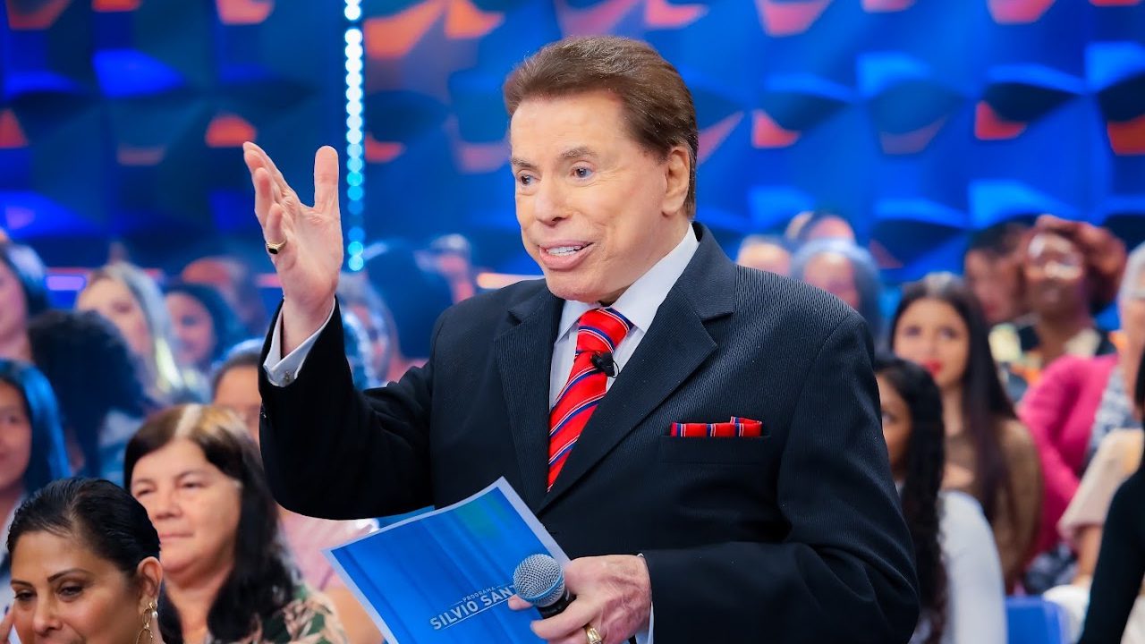 Em Rara Aparição Silvio Santos é Fotografado Ao Lado De Jassa Veja Scc10 