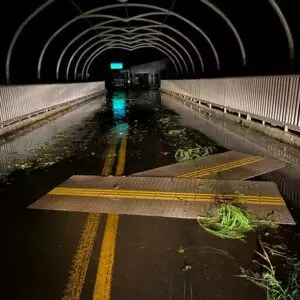 Outros municípios do Oeste, como Saudades, também foram prejudicados pela chuva na madrugada desta terça-feira (11) | Foto: reprodução/redes sociais