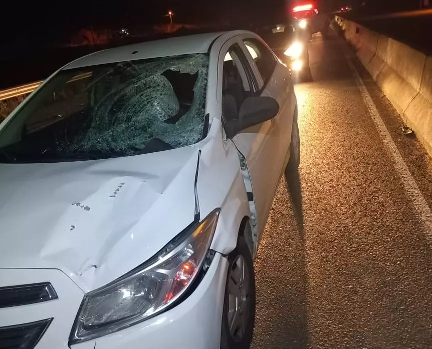 O homem foi atropelado duas vezes seguidas na rodovia | Foto: Polícia Militar Rodoviária