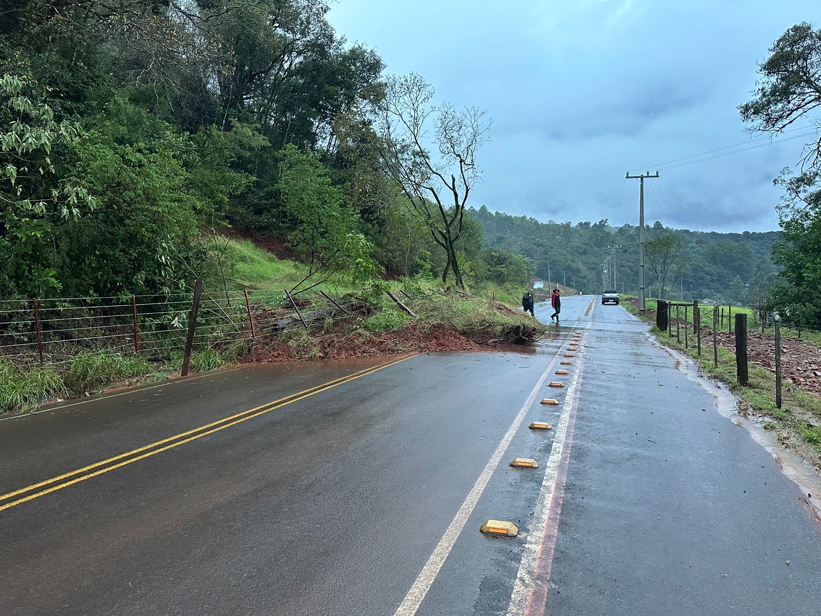 Três Cidades De Sc Decretam Estado De Emergência Após Chuvas 