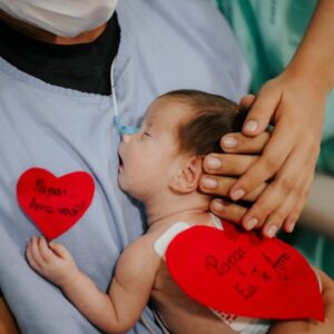 Os bebês internados receberam o ensaio fotográfico | Foto: Thayná Hoffmann/Hospital Santo Antônio