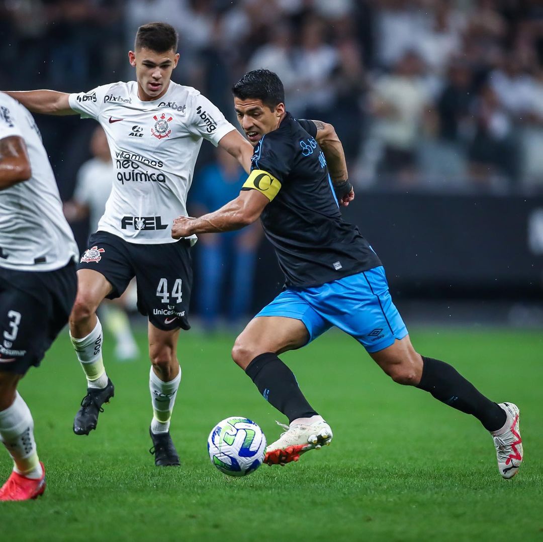 Por que o jogo entre Grêmio e Corinthians foi adiado pela CBF e não tem  data para acontecer