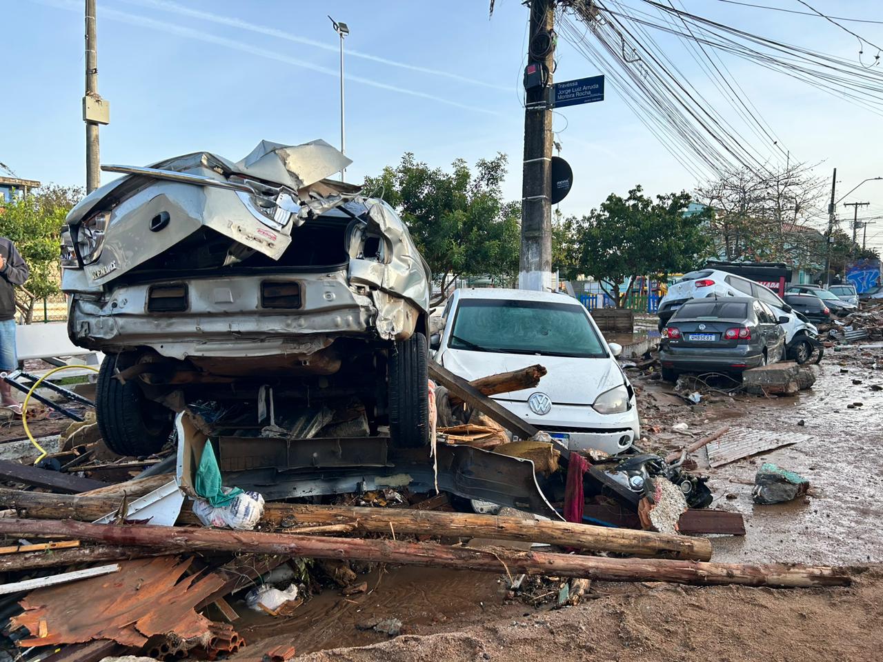 Moradores atingidos por rompimento de reservatório na Capital foram indenizados. – Foto: Angélica Varaschini/SCC SBT