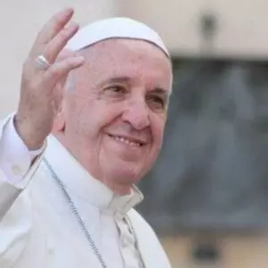 Papa Francisco destinou R$ 500 mil Euros para os atingidos pelas enchentes no Rio Grande do Sul
