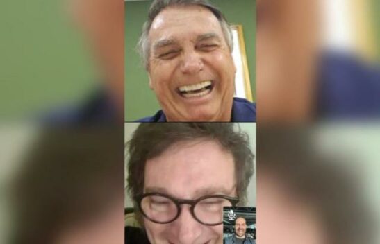 Bolsonaro conversa com Milei por telefone e diz que foi convidado para a posse