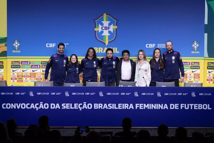 Em setembro, o presidente Ednaldo Rodrigues apresentou a nova comissão técnica da Seleção Feminina Principal. Foto Thais Magalhães/CBF
