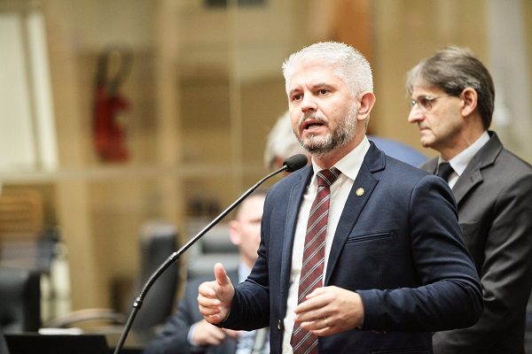 O delegado Egídio Ferrari, que administrará o terceiro maior colégio eleitoral catarinense. Foto: Solon Soares/Agência Alesc.