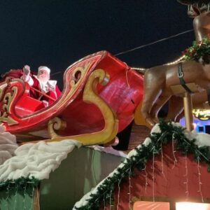 Desfile do Natal em Blumenau. Foto: Natiele Oliveira/SCC SBT/SCC10.