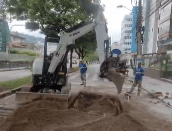 Obras seguem na Avenida Mauro Ramos na manhã desta quinta-feira | 
Foto: divulgação/GMF 