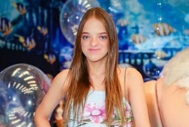 aos 14 anos, Rafaella Justus mostra resultado da plástica no nariz