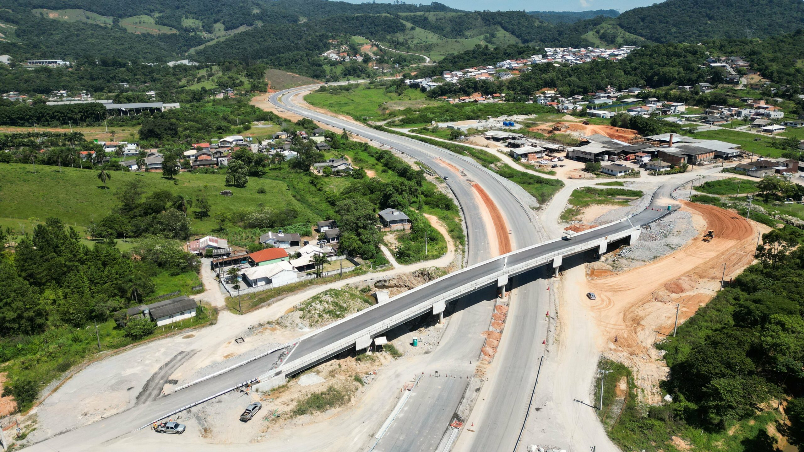 Trecho do Contorno Viário será liberado para veículos e pedestres em Palhoça