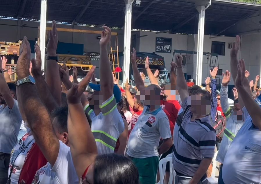 Trabalhadores da Comcap entram em greve por tempo indeterminado na Capital | Foto: SINTRASEM 