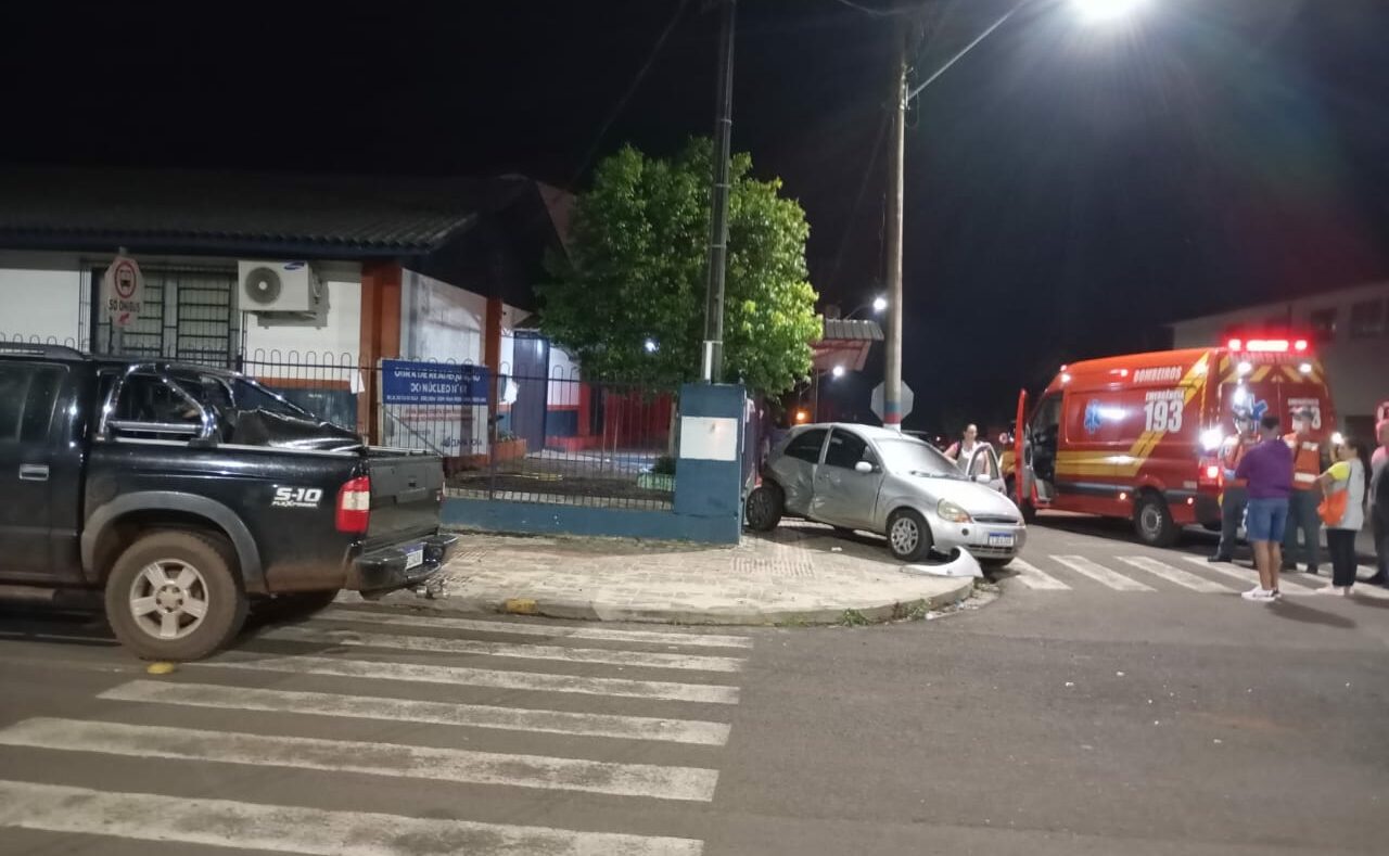 Acidente entre carros deixa três mulheres feridas em Cunha Porã