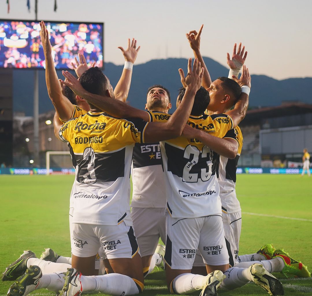 Mídia nacional é só elogios ao Criciúma após vitória contra o Vasco