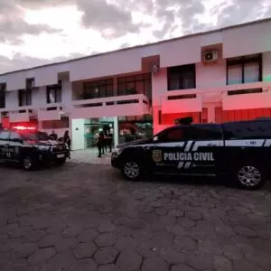 O prefeito de Urussanga, Gustavo Cancellier e dois vereadores foram presos | Foto: Polícia Civil de Santa Catarina (PCSC) / Reprodução 