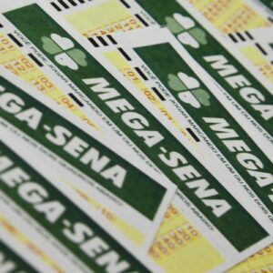 Mega-Sena sorteia R$ 100 milhões neste sábado