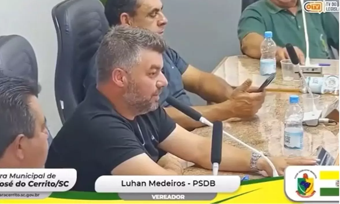 Vereador da Serra gera revolta ao chamar pessoas com deficiência de “bobinhos” | Imagem: Câmara de Vereadores de São José do Cerrito/Reprodução.