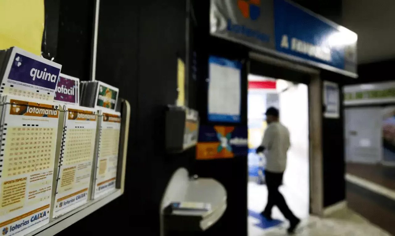 Apostador acerta Lotofácil e ganha sozinho R$ 1,4 milhão | Foto: Tânia Rêgo / Agência Brasil