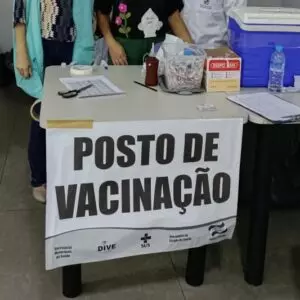 Chapecó vacina mais de mil pessoas durante o final de semana