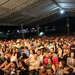 Festa Nacional da Madeira em Otacílio Costa reúne 25 mil pessoas