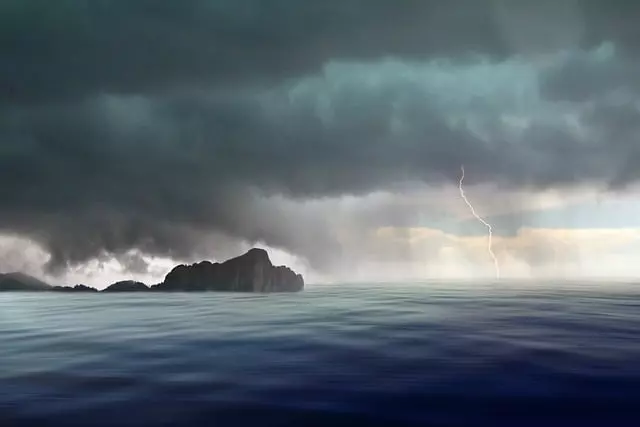 Frente Fria do Rio Grande do Sul avança e traz chuva para Santa Catarina Santa Catarina tem alerta de risco muito alto para deslizamentos devido à chuva