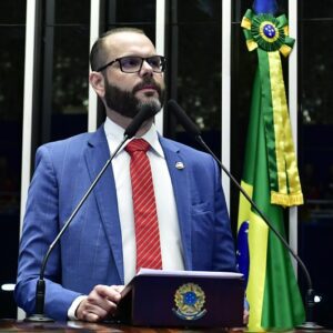 Plenário do Senado Federal durante sessão deliberativa ordinária. 

Em discurso, à tribuna, senador Jorge Seif (PL-SC). Foto: Waldemir Barreto/Agência Senado.