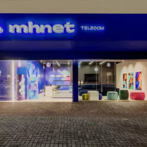 Líder em conectividade na região Oeste de SC, a Mhnet é uma das 15 principais companhias de telecomunicações do Brasil 