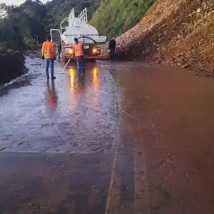 A Serra do Panelão, em Urubici, Santa Catarina, foi reaberta por volta das 18h10 desta quinta-feira (30), após ter sido fechada