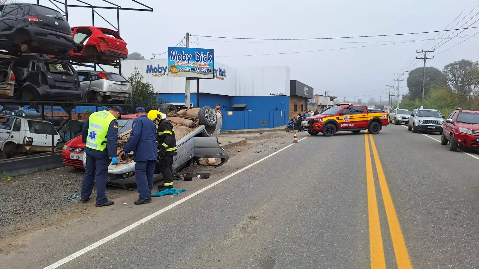 Acidente em Três Barras deixa uma mulher gravemente ferida | Foto: Corpo de Bombeiros/Divulgação