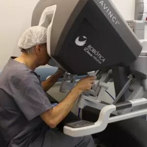 Robótica no Hospital Dona Helena equipamento faz parte de sistema pioneiro no mundo