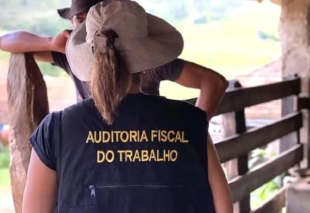 Idosa é Resgatada De Trabalho Análogo à Escravidão 