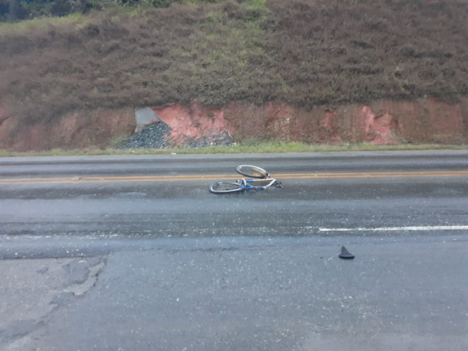 Ciclista fica gravemente ferido após acidente no Norte de SC | Foto: Polícia Rodoviária Federal/Divulgação