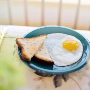Café da manhã saudável: confira 5 opções para começar o dia bem