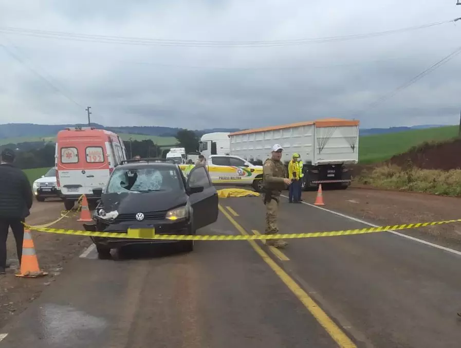 Pedestre morre atropelado por carro no Oeste de SC | Foto: Bombeiros/Divulgação.