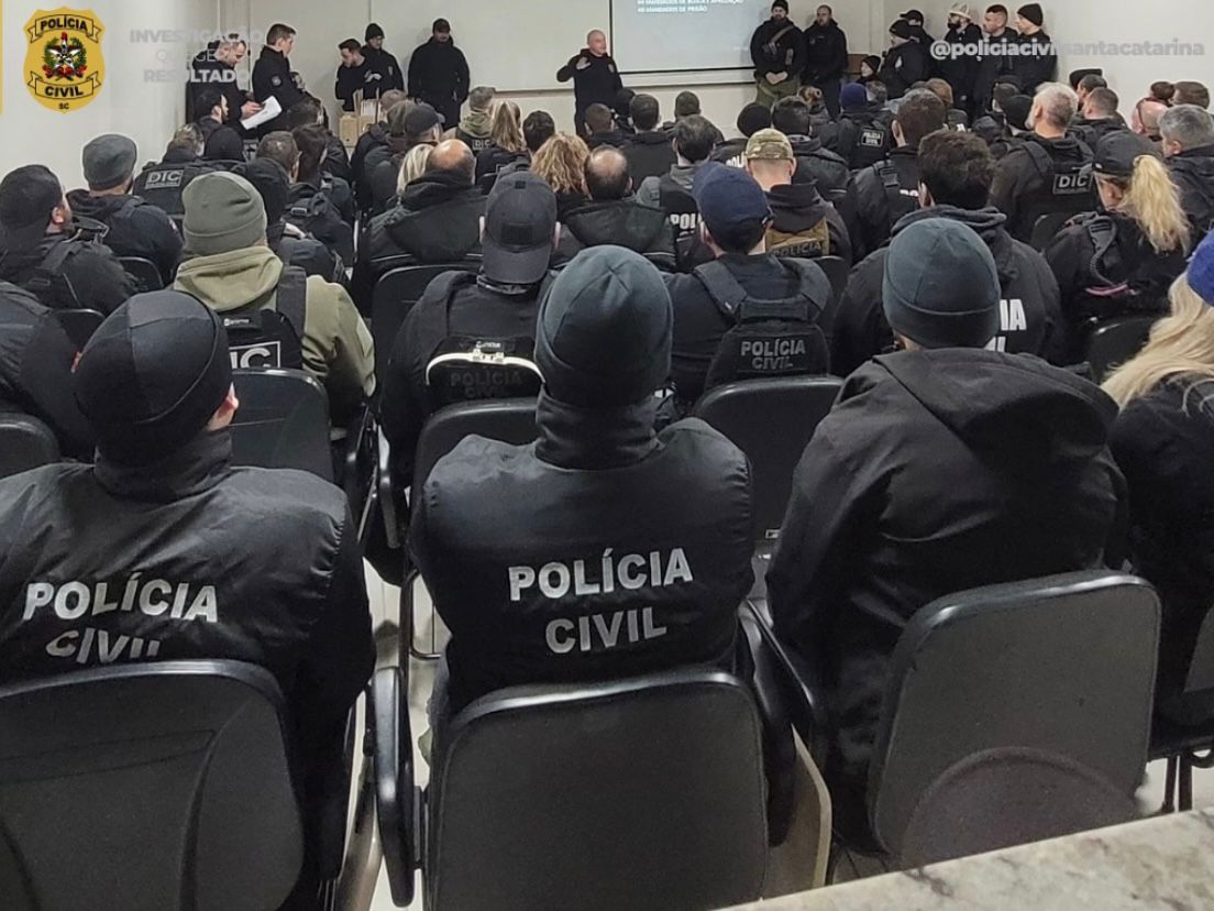 Policiais responsáveis por participar da Operação. | Foto: PCSC